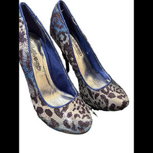 😎💙ESTATE SALE Shoes Heels Blue Leopard Sequin Naughty Monkey Size 6💙